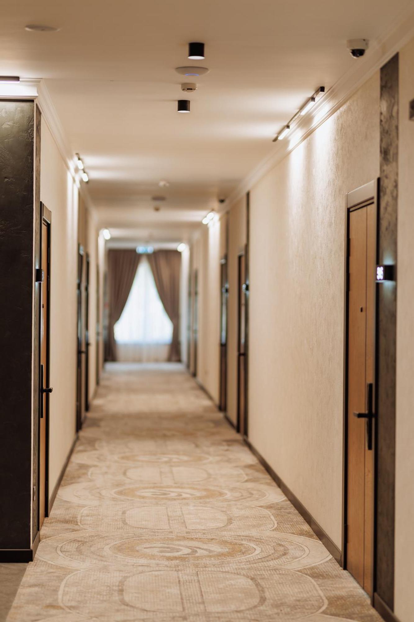 Aurum Garden Hotel Shymkent Bagian luar foto